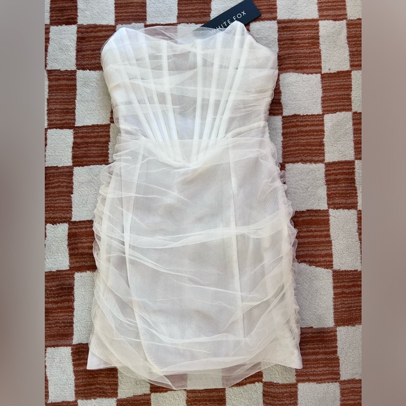 White Fox - NWT For the Night cream tulle mini strapless dress - Picture 2 of 5